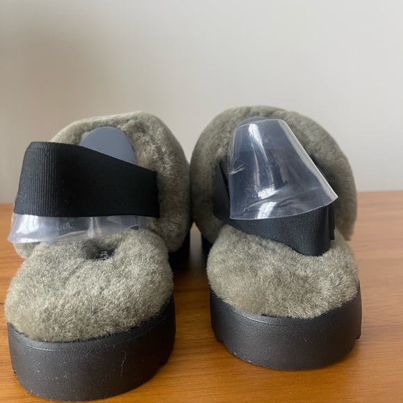 NIB Ugg Super Fluff Slingback Slippers SOLD OUT Size 8 - Picture 6 of 14